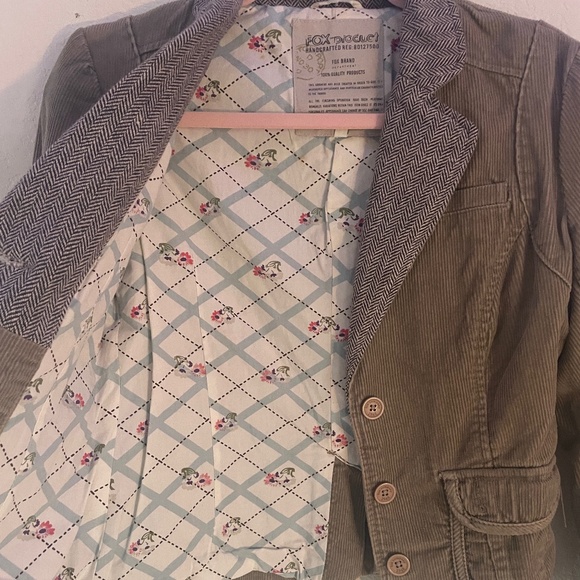Cutest Corduroy Jacket, FOX - Picture 3 of 10